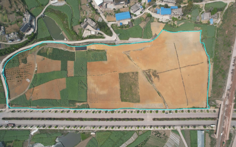 尚嵇開(kāi)發(fā)大道旁空地