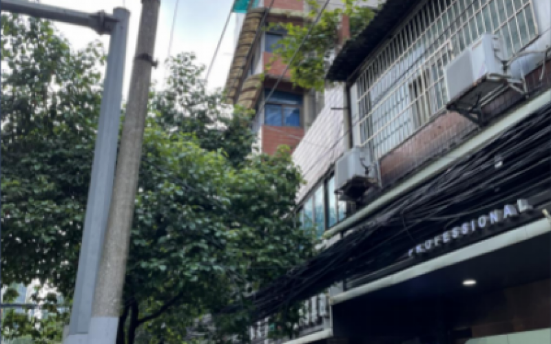 貴陽(yáng)市云巖區(qū)金倉(cāng)路40號(hào)附2號(hào)門面招租(降價(jià)延期)